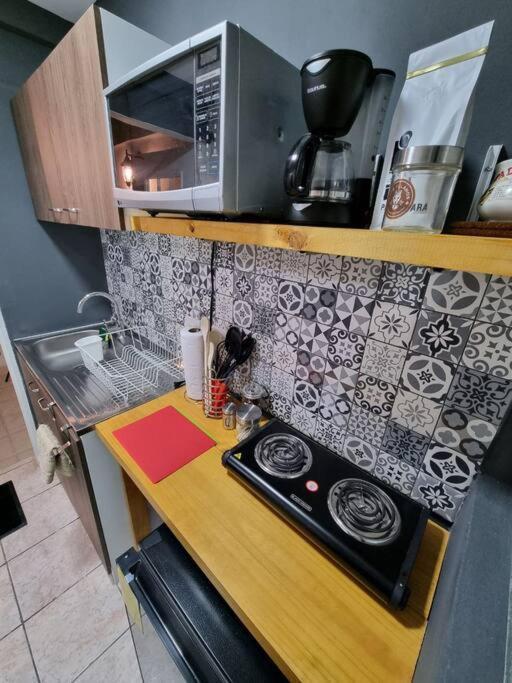 Acogedor Apt/Studio En La Ciudad De Santa Tecla Bagian luar foto